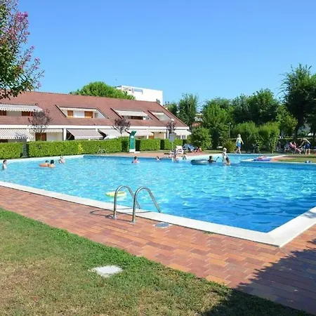 Apartment Cozy One Bedroom With Pool And Ac *