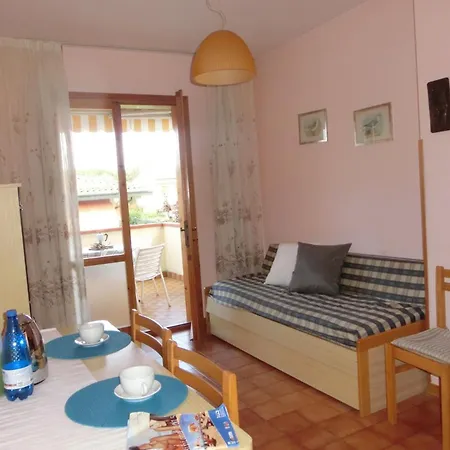 Cozy One Bedroom With Pool And Ac Apartment *